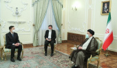 کشورهای اروپایی به گونهای عمل نکنند که آمریکا، اروپا را حوزۀ نفوذ خود بداند